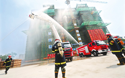 竹山组织收看全国高层建筑消防安全整治视频会 