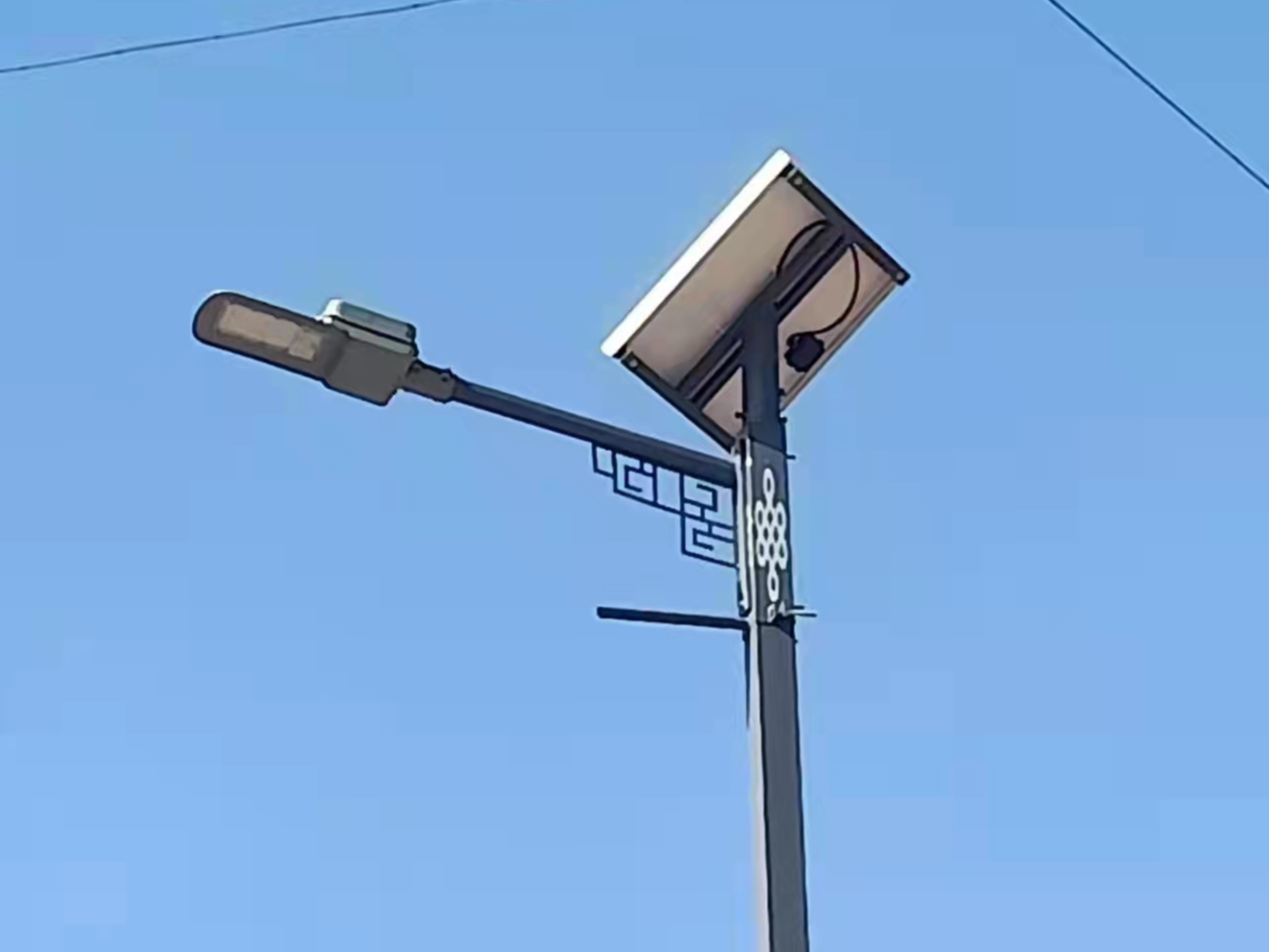 省通信管理局帮扶西河村20万余元安装路灯