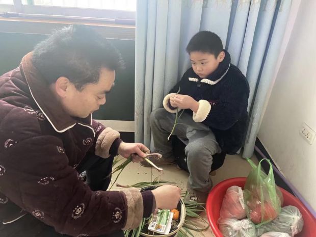 18李琳 奉先思孝，处下思恭；倾己勤劳，以行德义。传承优良家风、共建和谐社会。_proc