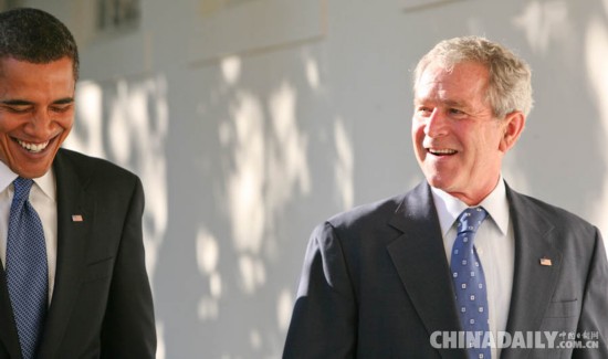 奥巴马初入白宫 小布什当&ldquo;导游&rdquo;