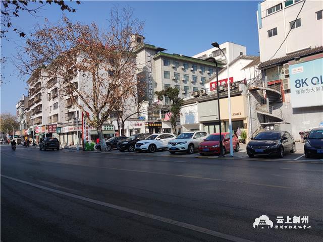 locala7aeb135f8414980847f46f370bcce21