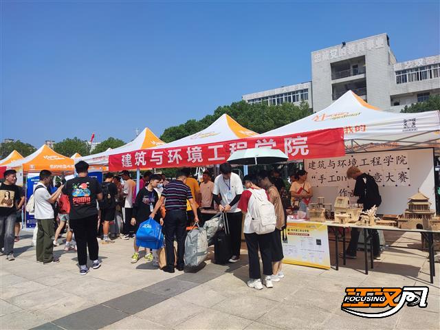 local464de49ffbe64c23a2e457c284ef1f49