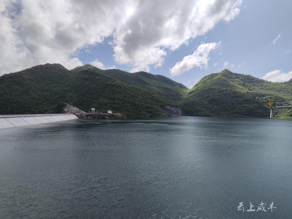 咸丰县主水源地龙洞湾水库试蓄水取得成功