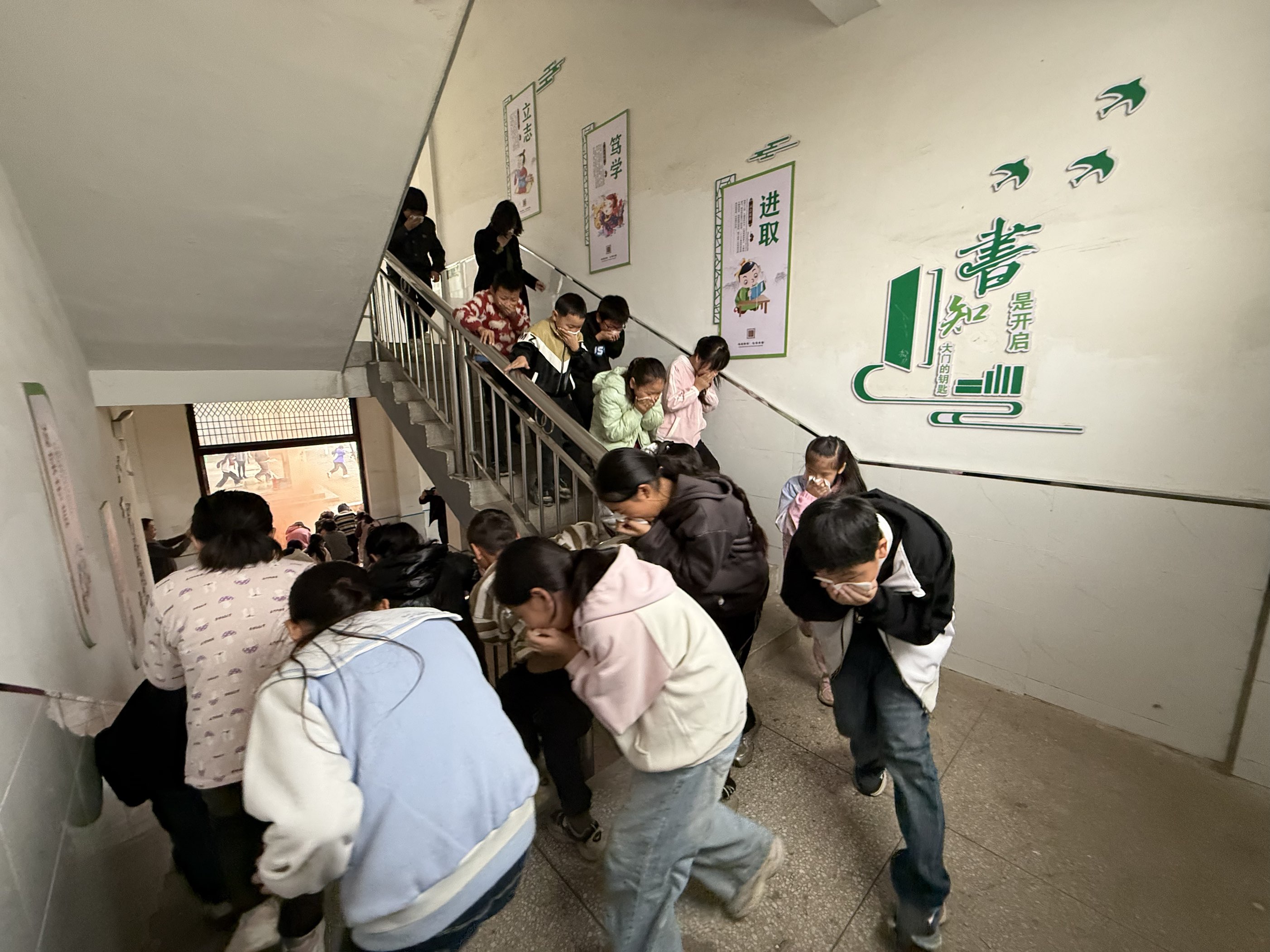 605EAB755F841775739E20E6AFC58033(1)