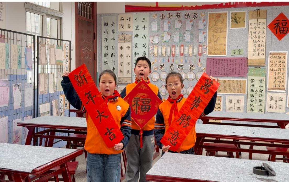 E1C2D16C6DBCE4603B2584454462E214