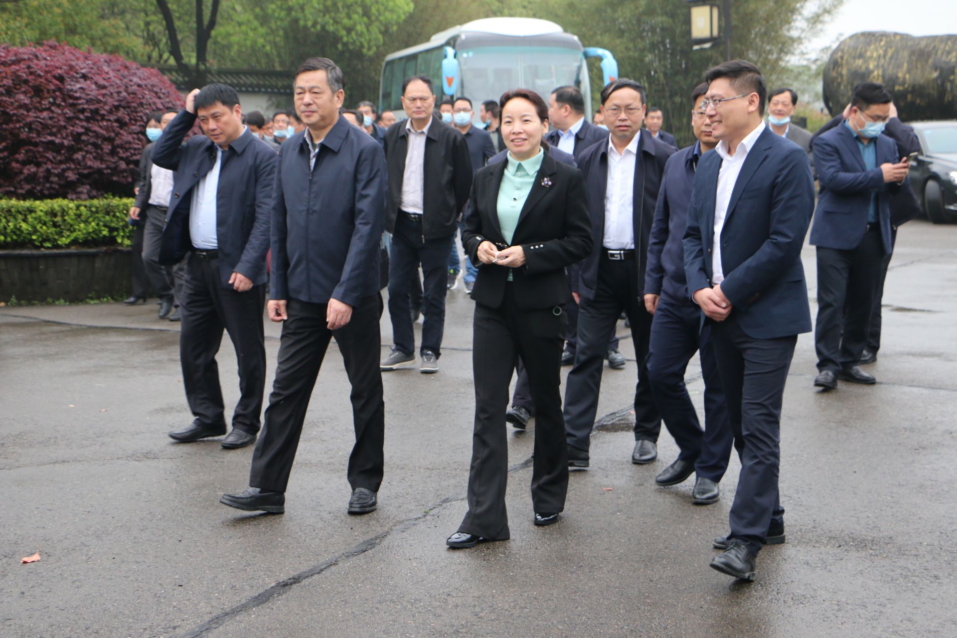 鄂州市梁子湖区党政代表团来冶考察学习民宿经济发展经验