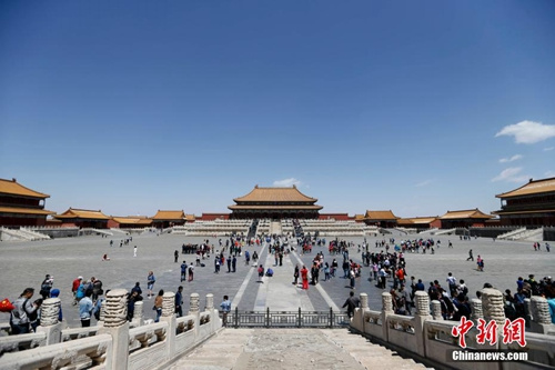 资料图：游客在故宫博物院参观。<a target='_blank' href='http://www.chinanews.com/'>中新社</a>记者 杜洋 摄