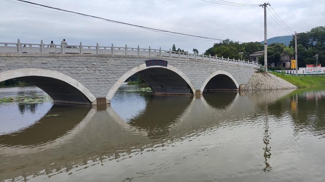 西塞山前白鹭飞回，黄石夏浴湖重生之路上的两次“点名”