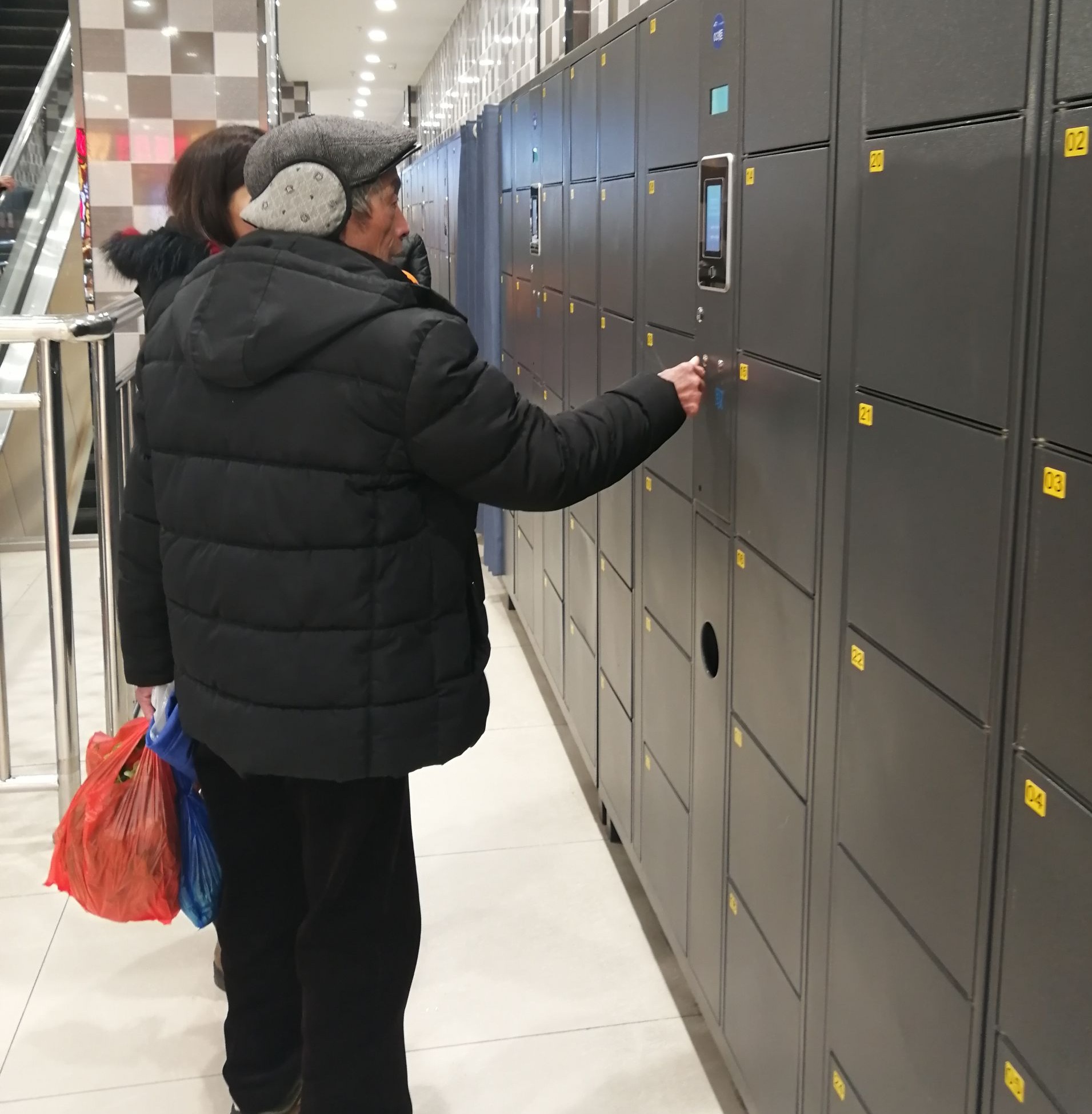 【智能】刷脸寄存走进阳新超市啦!