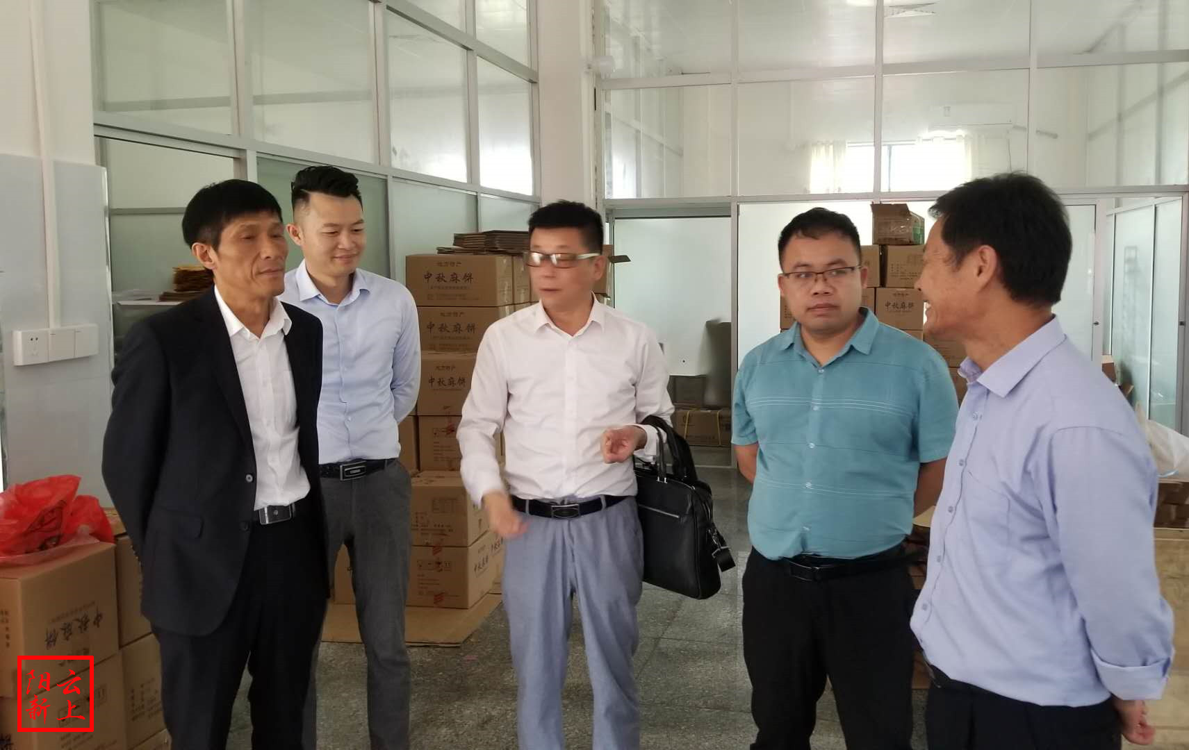 10月3日,温州市湖北商会常务副会长,阳新商会会长柯亨荐到洋港镇泉口