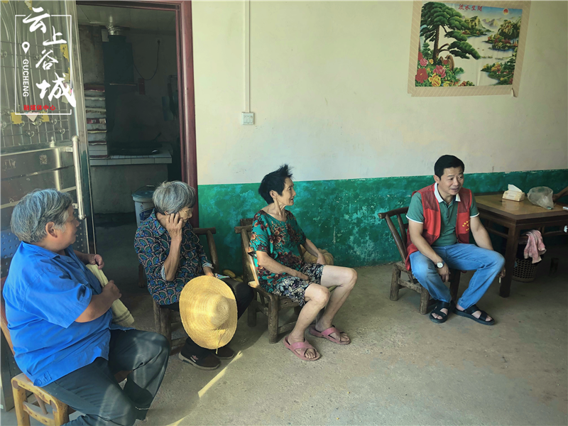 谷城南河镇兴隆村:乡村夜话听民意 共同缔造聚民心