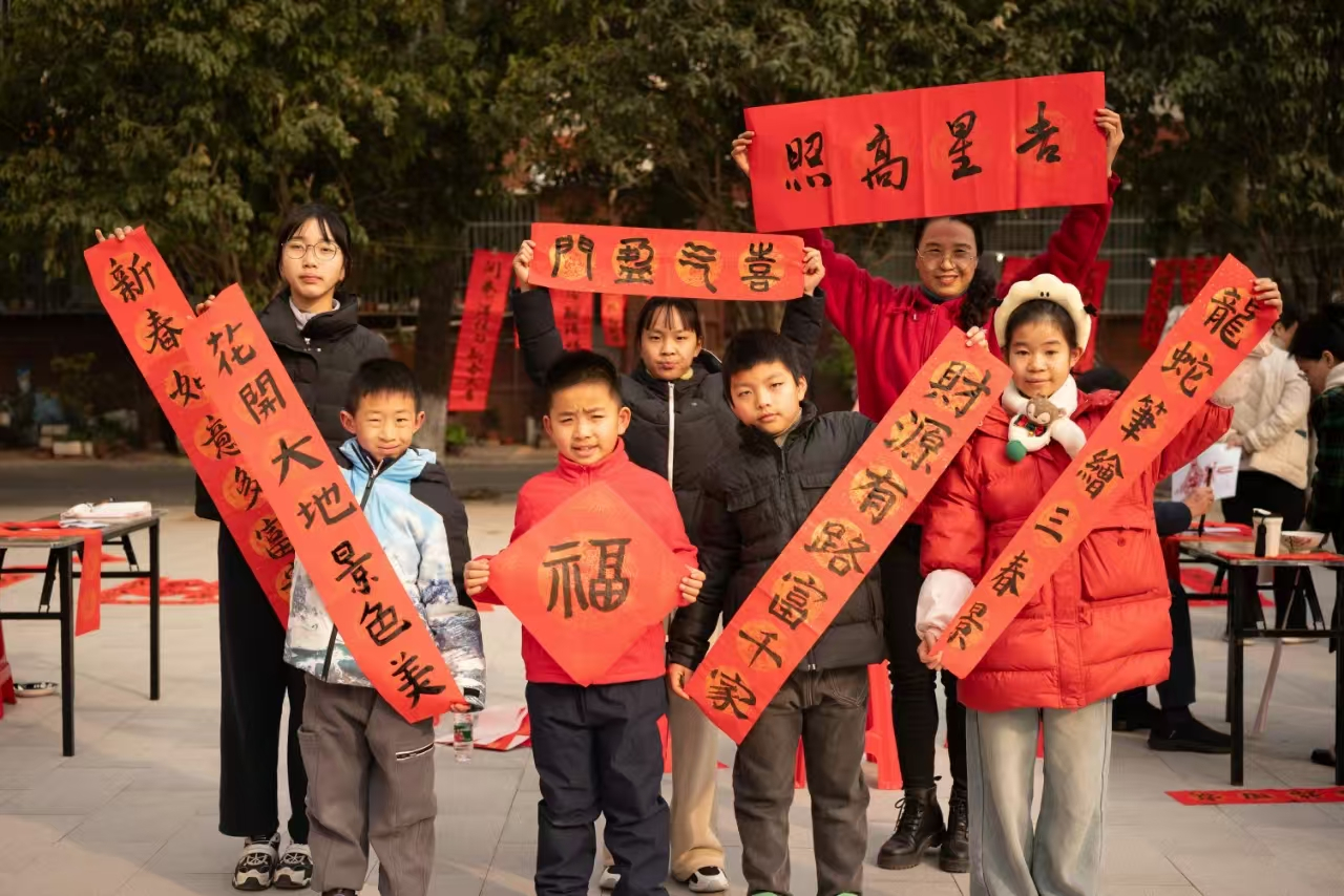 图集 | 湖北枝江：写春联迎新春 翰墨飘香年味浓