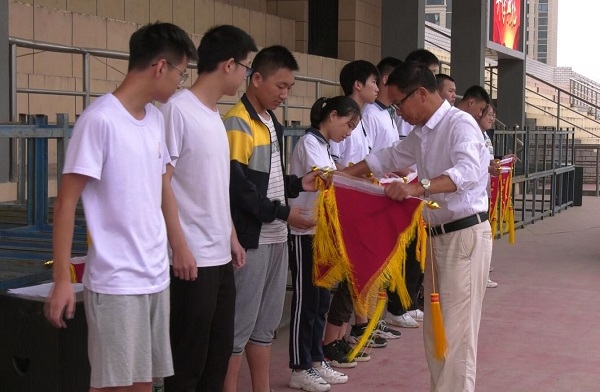 宜城二中举行2020年秋季开学典礼