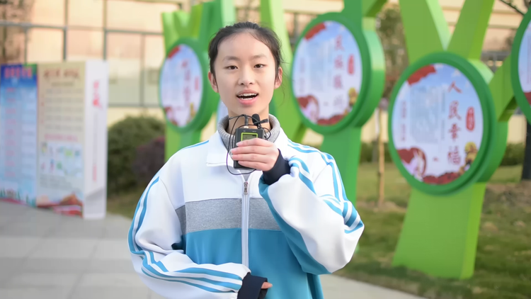 讲好三中故事传递社会正能量襄阳三中校园传媒社在行动