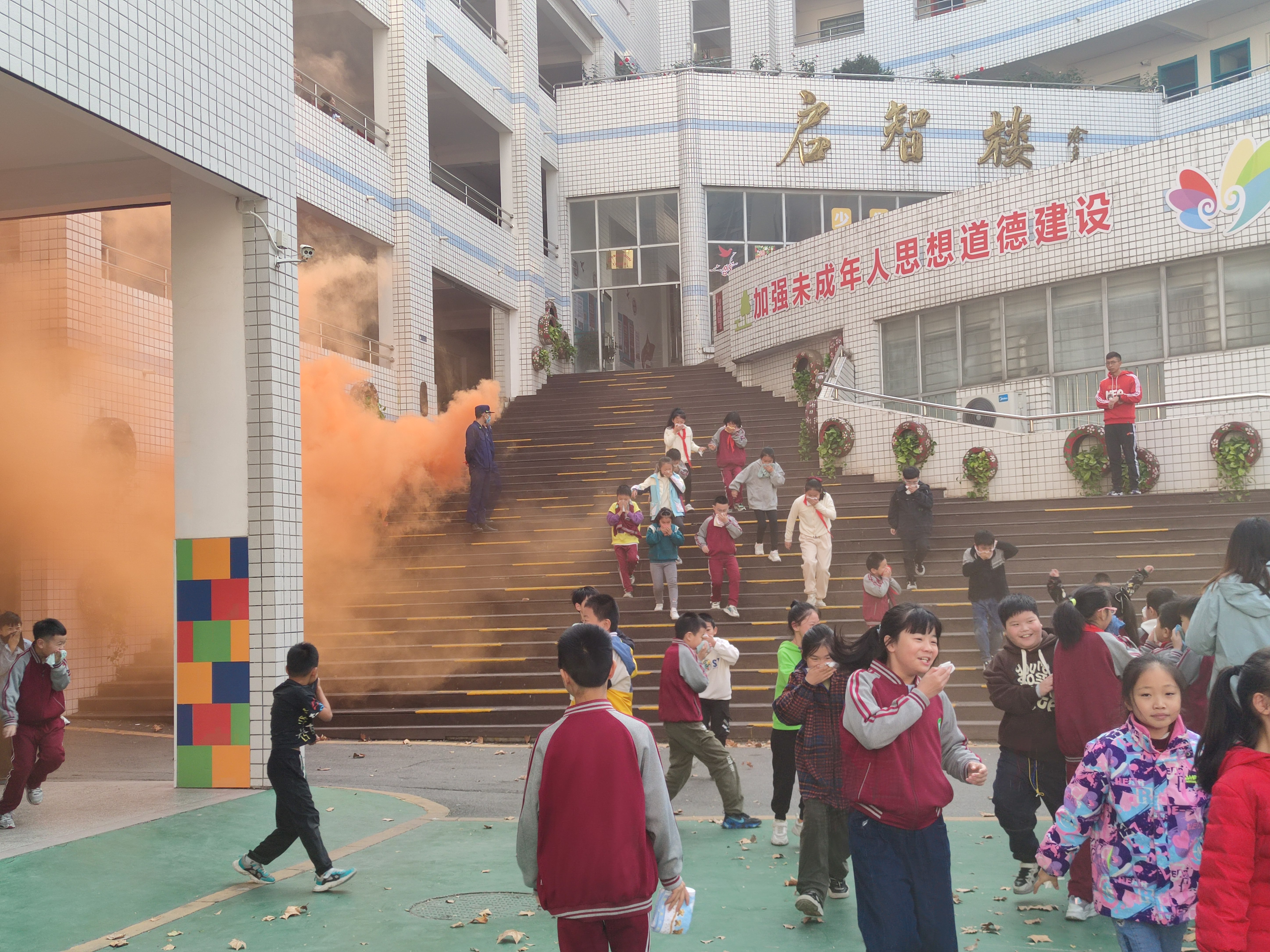 襄阳大庆路小学图片