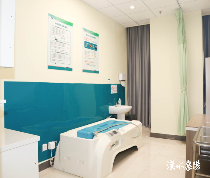 动物门诊用什么x光机七旬老人被狗重度咬伤，24小时动物致伤门诊守护市民安全_https://www.jmylbn.com_新闻资讯_第4张