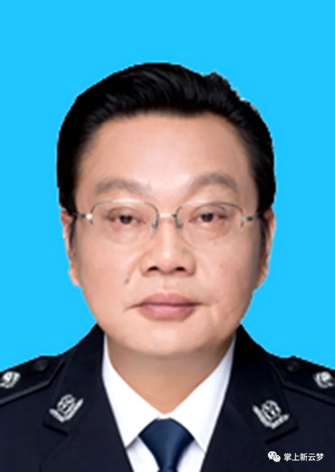 云梦名人录:重庆警察学院院长刘想树