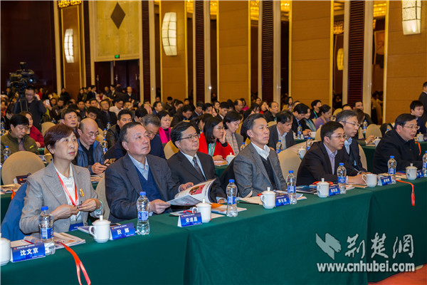1-CF9W1966出席第九届中部创业投资大会的领导和嘉宾。（陈勇  摄）.jpg