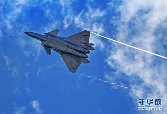 （图文互动）首次公开亮相！空军试飞员将驾歼－20参加第11届中国航展