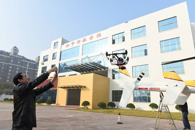 直升机助阵"安陆城市精神宣传片"拍摄