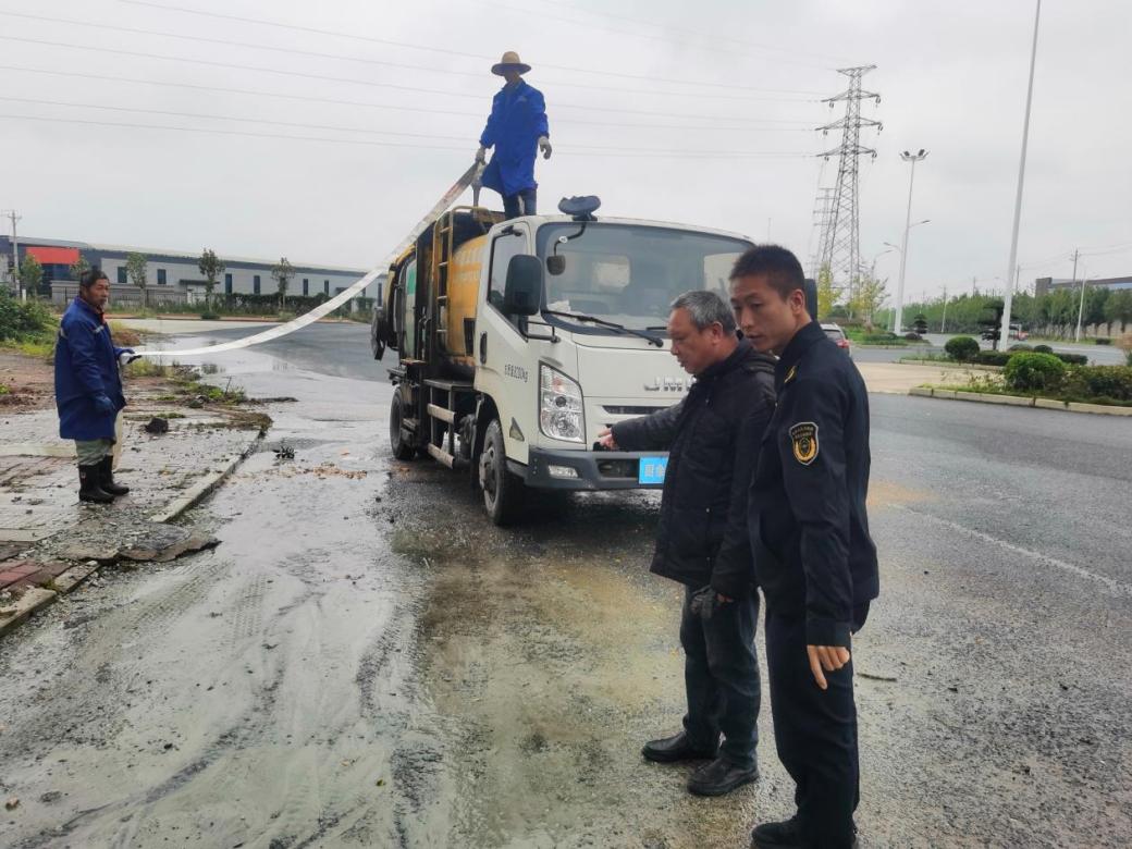 3964df5af2fde10bac825f7ca2144ff