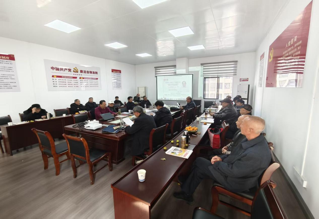 a5db4fbf819d8f4330f4f4ca81651255