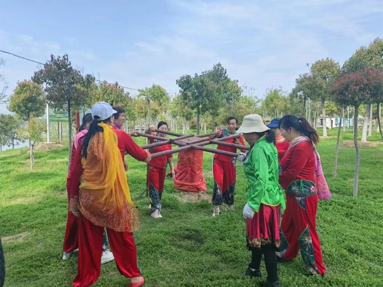 d83799d13e08a2b868dbddfddf54a25e