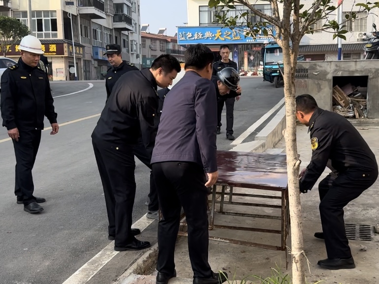 18b942feca359bdad2810f88bc3aa51e