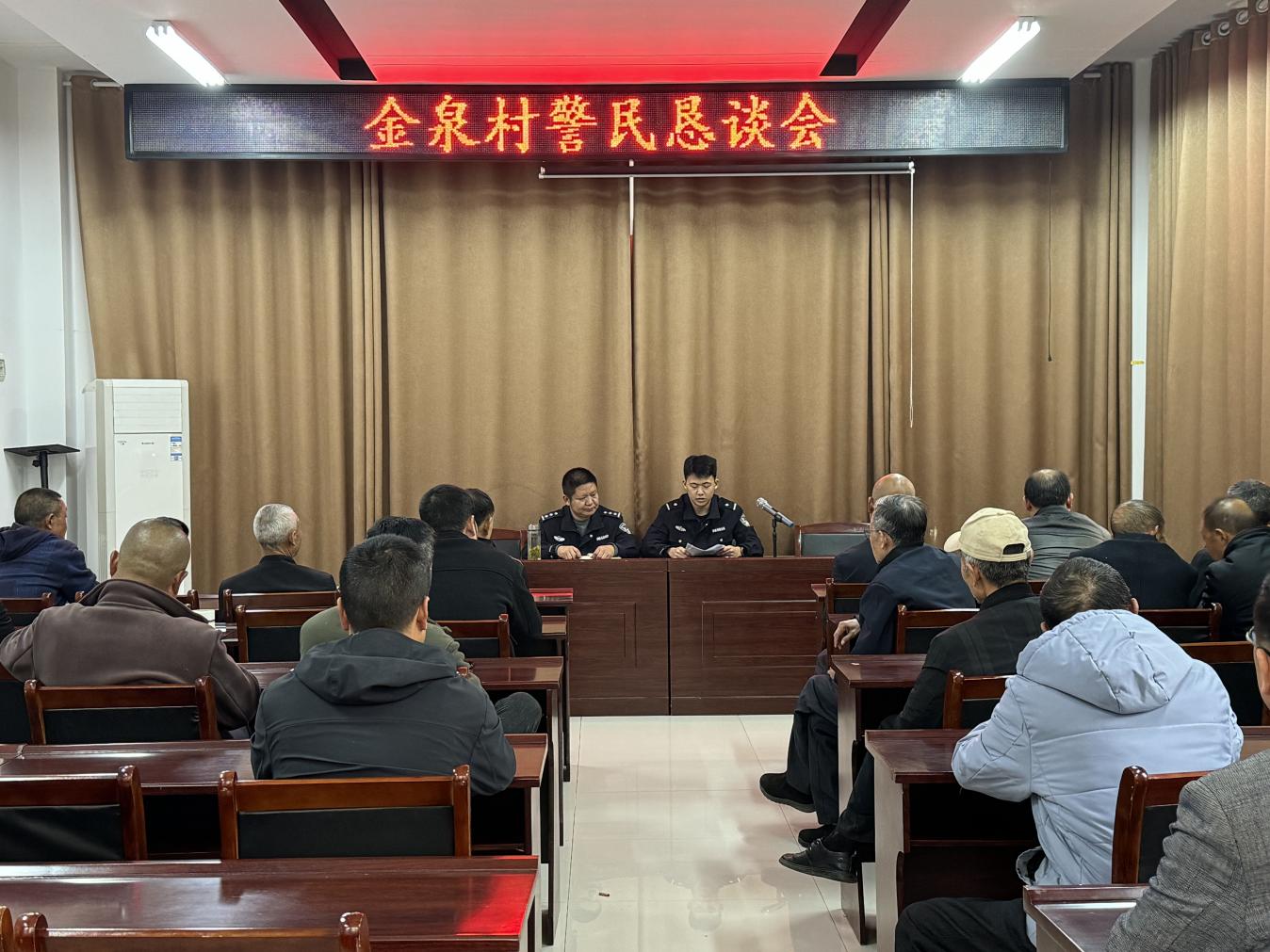 4437fb21ae70402fe6452a1d3459bccb