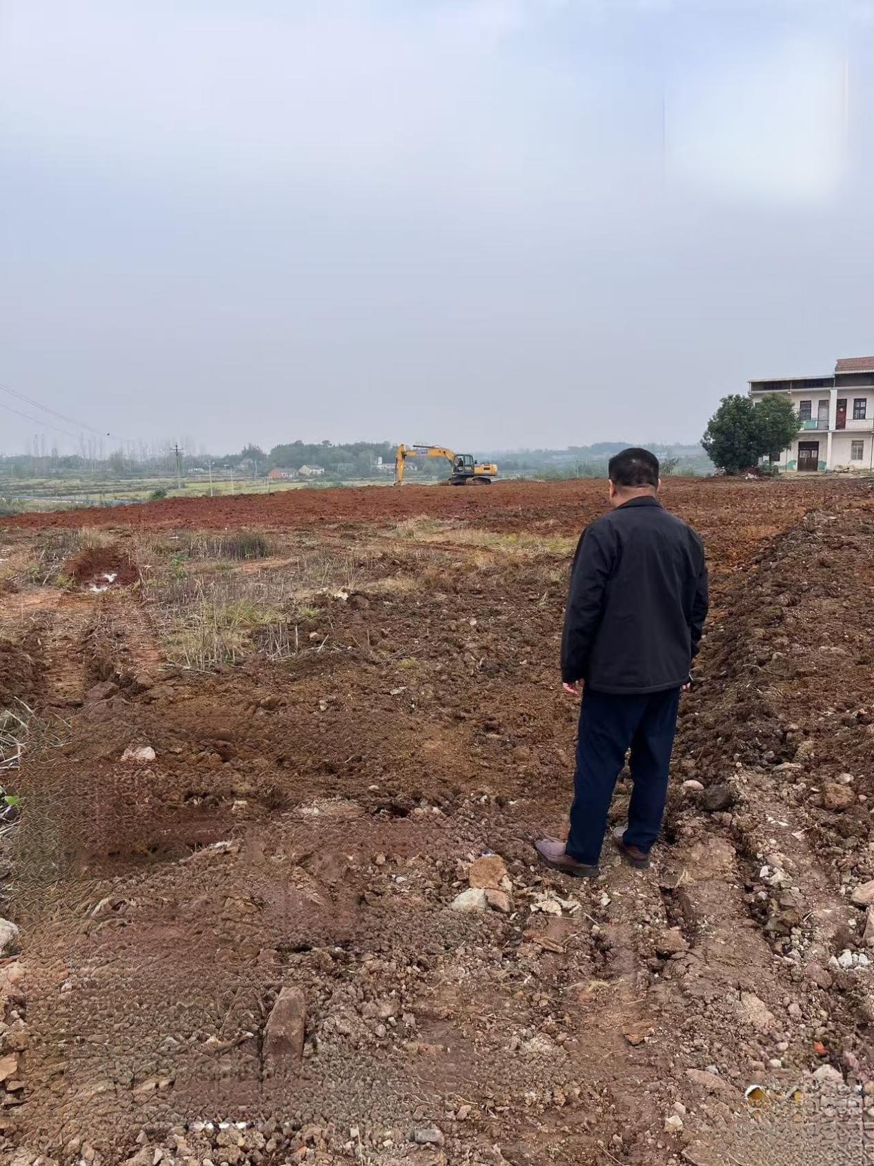 03ceb992ae28c104f09a2acec7c2834e