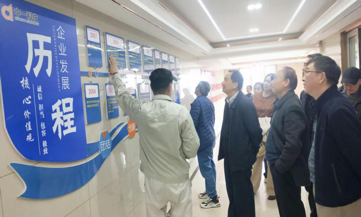 8bf1763c3f53bb4c719e06d6d85d4637