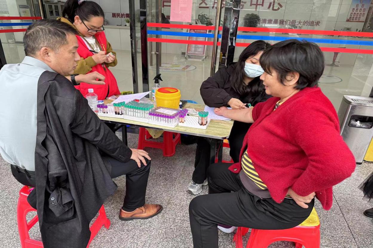 e941685704474b755ab51dbf8a41b928