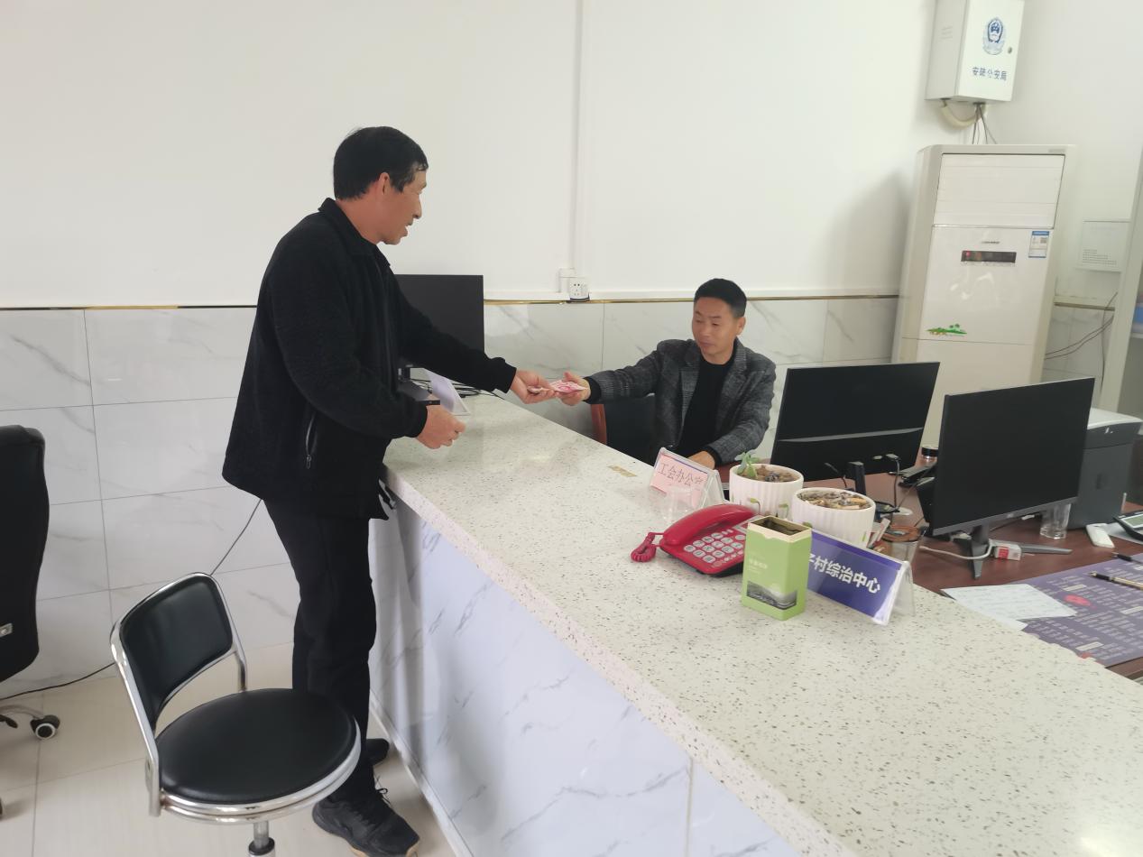 280b609b51901ba1aa5bee1c24060480