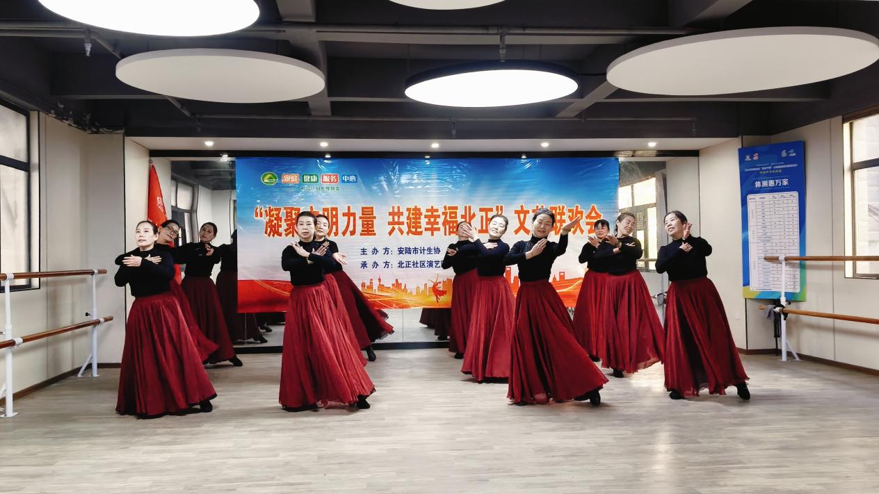 adafeb2c7ffe22027fd7c63cecdda5ef