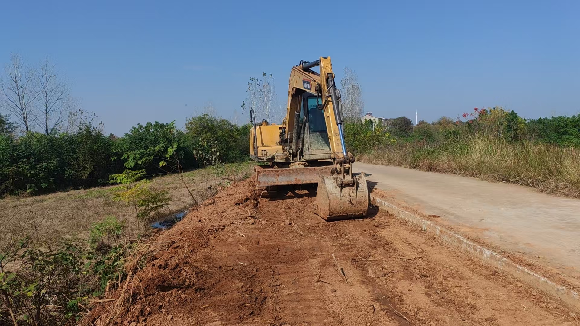 b2f67fbd38048305923581340961c871