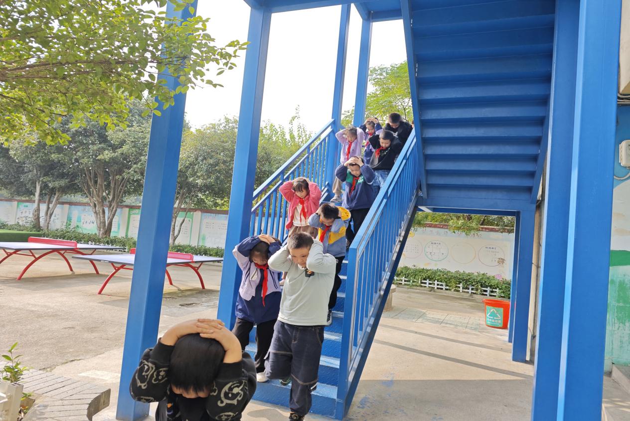 mmexport1762151361439