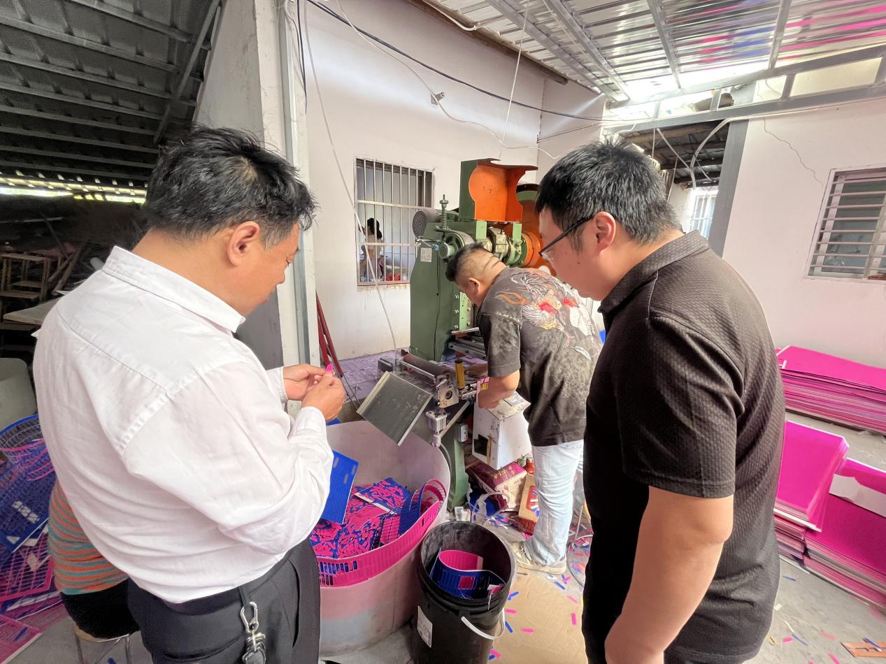 1706eff3d6f3d13a465f28e7fa765991