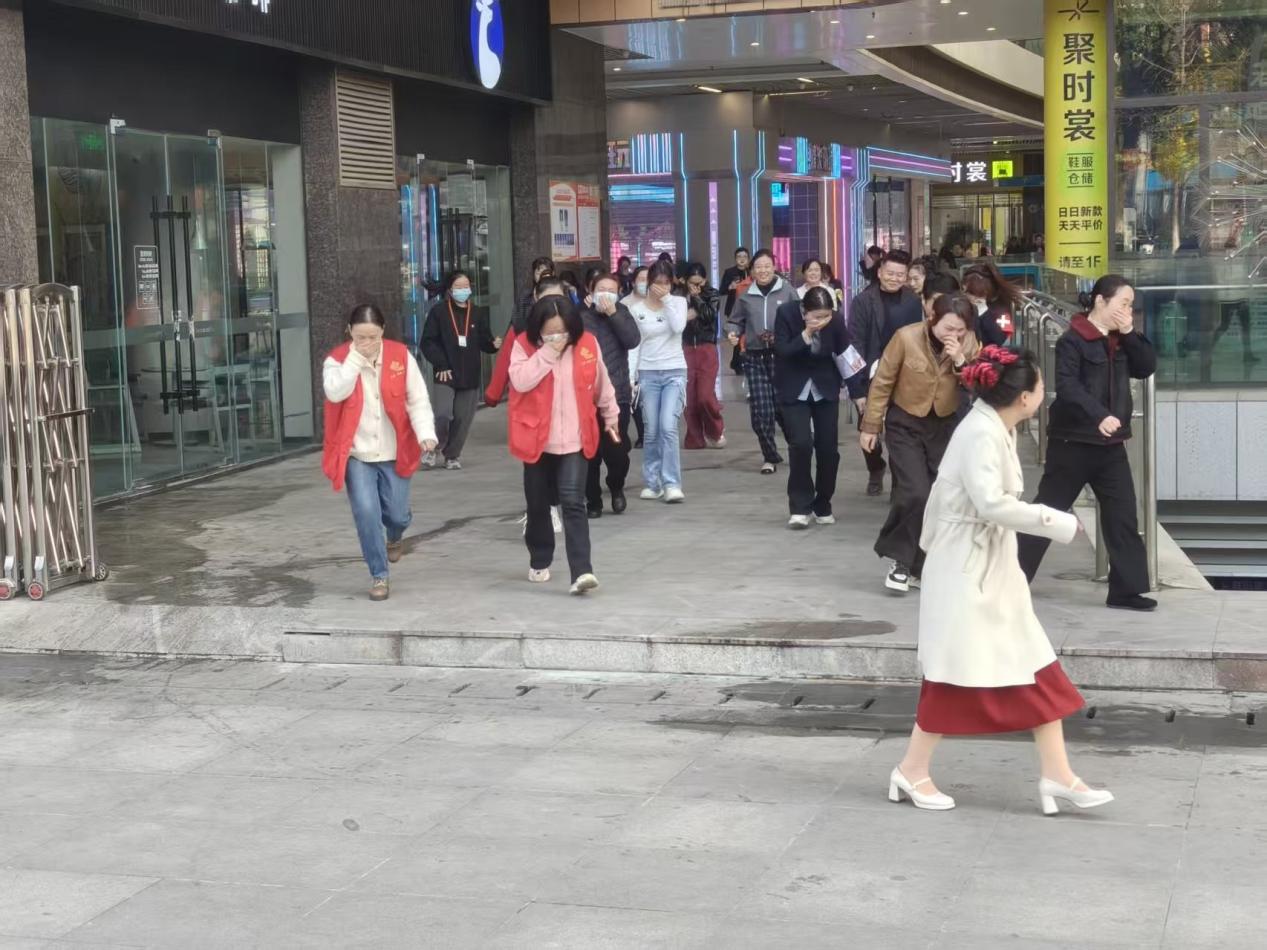 71dbafeeb98476dbb1aa6eb6572d9a85