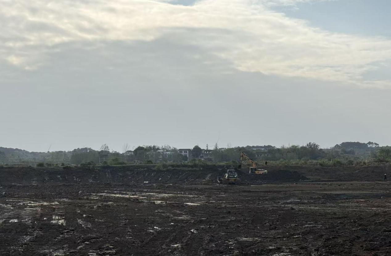 70dc3beaf4ad010cf532c42fda0d4642