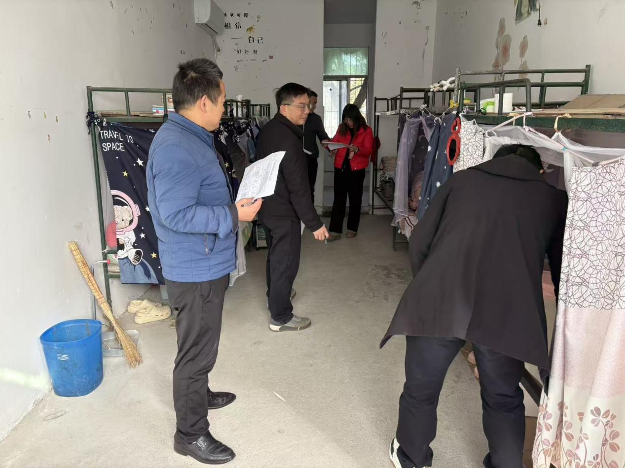 90fc6a28ea8e15f645c1fd63490827af