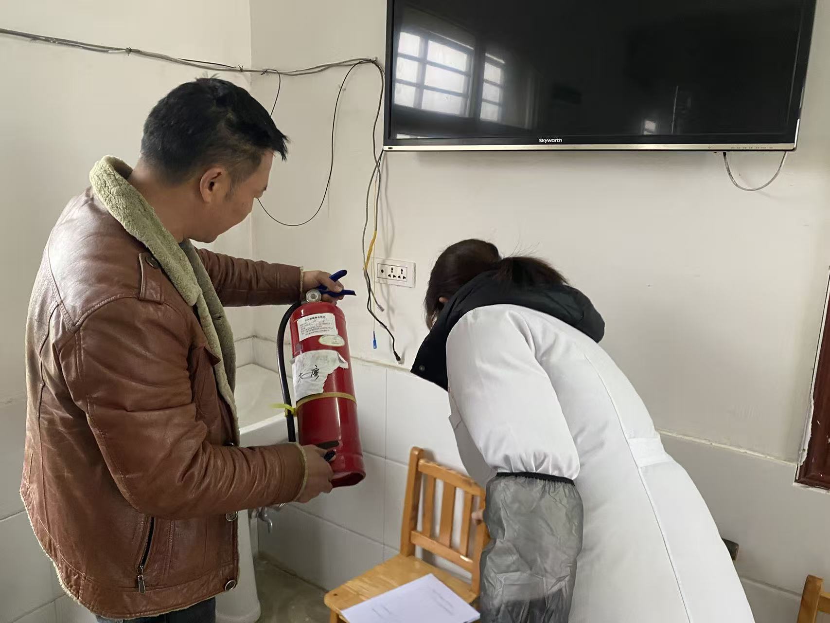 41284c85e109c2641244b712f773320b