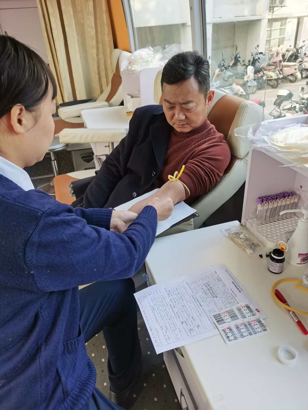 0af1bc65dc85be126b81467d1eb3a517_compress