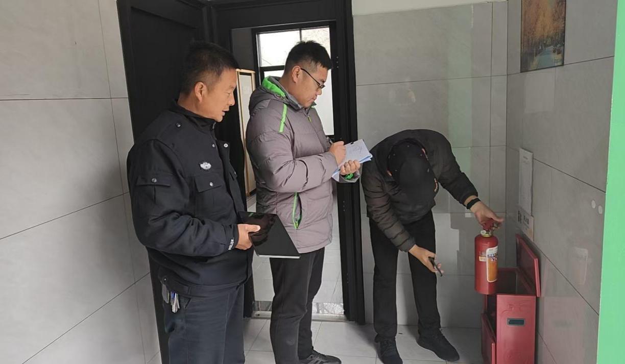 dc9a02656318b229087f8c6f42f96ab1