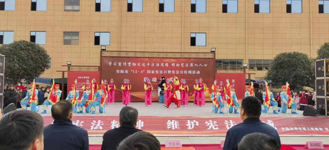 51d398d1a67336cb0e8d4cfed2efbb01