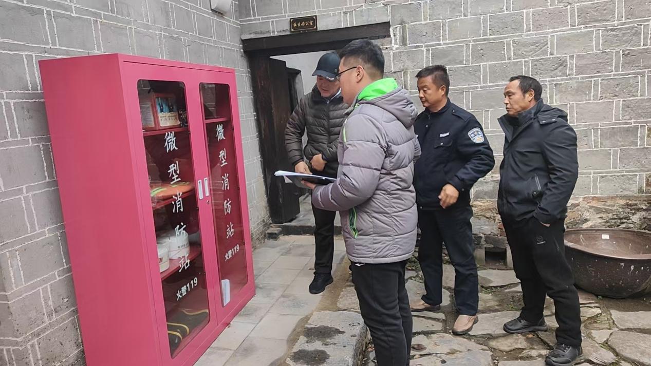 50db17cdb9f3a279feb512a628b2525e