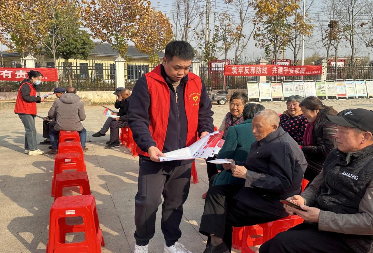 16037cc7bef273498daad6d937c229a1