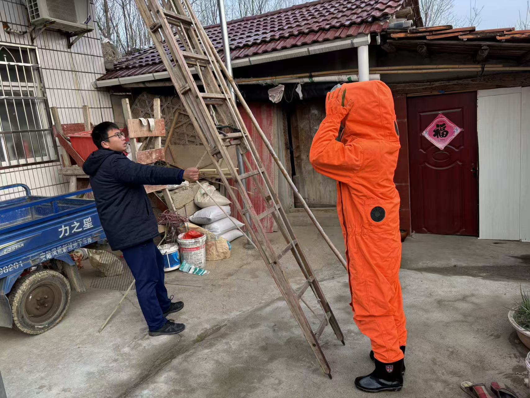 6a2fc6273fe134b3a7e3757b906083fe