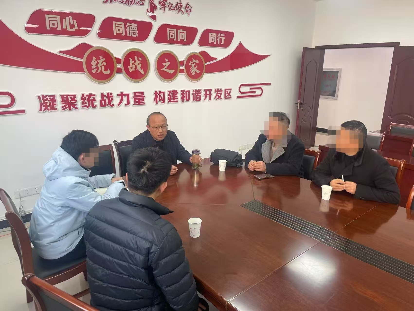 af263cd6820326806d94776a91f5ad3