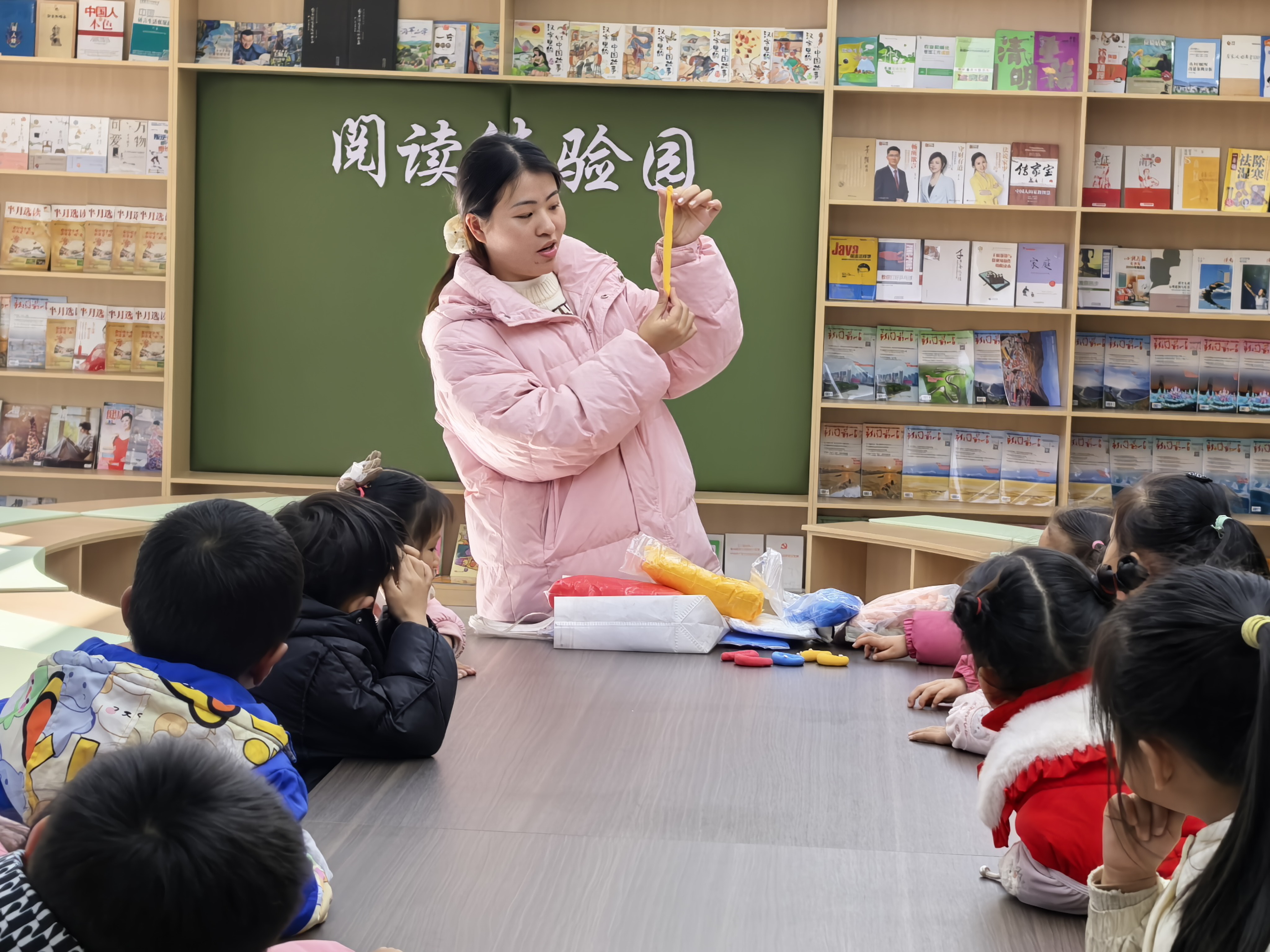 78b07a7b05d45d3aeced2a02c768c375