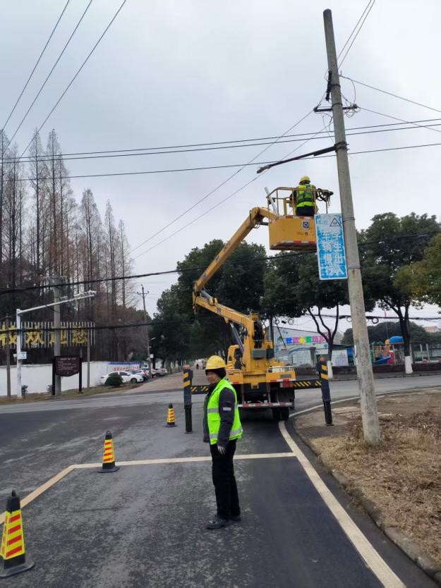 57dc6b088a78ac1c016d2345de7452ef